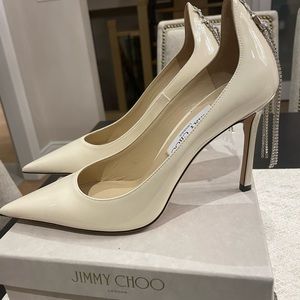 Very Elegant brand new Jimmy Choo Patent Leather Pumps Crafted with Crystals